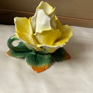 Rare Capodimonte Vintage made in Italy flower original design candle holder
